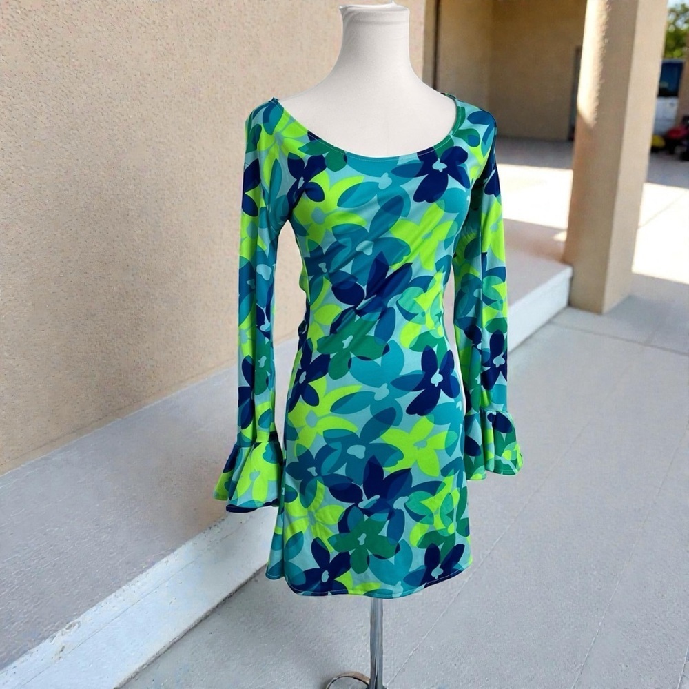 Vintage 60s 70s Style Floral Mini Dress • Bell Sleeve Psychedelic Shift